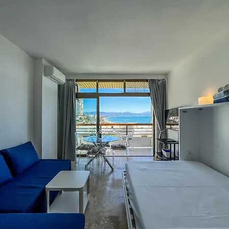 Casa Rosa - Playa Apartment Torremolinos